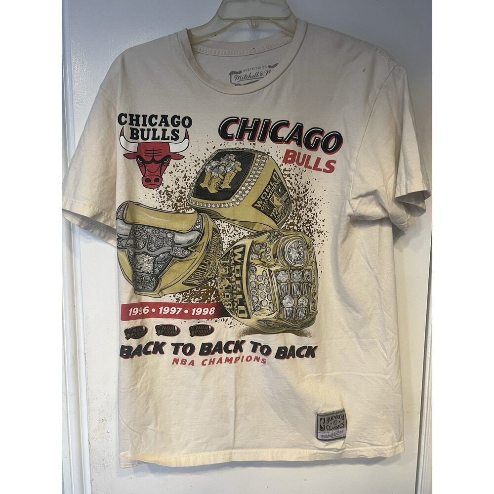 Chicago Bulls - Mitchell & Ness - 1996-98 Triple Ring Tee Shirt - Size Large